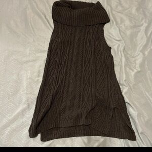 dark gray cableknit open turtleneck sleeveless sweater